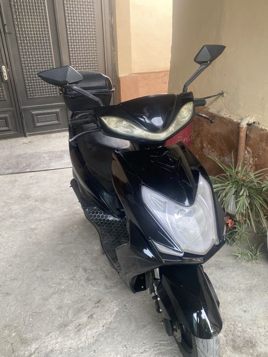 sukuter binzin 2022
