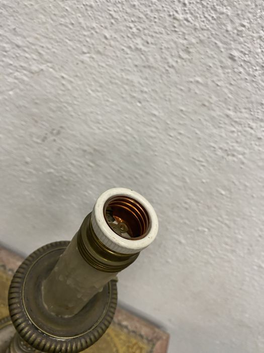 Голяма настолна лампа посребрена