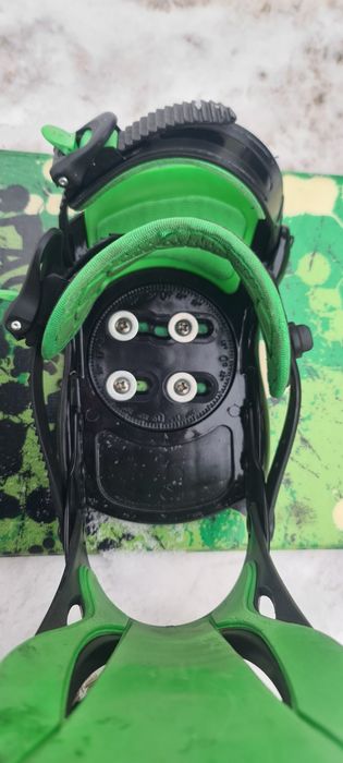 Сноуборд с ботами