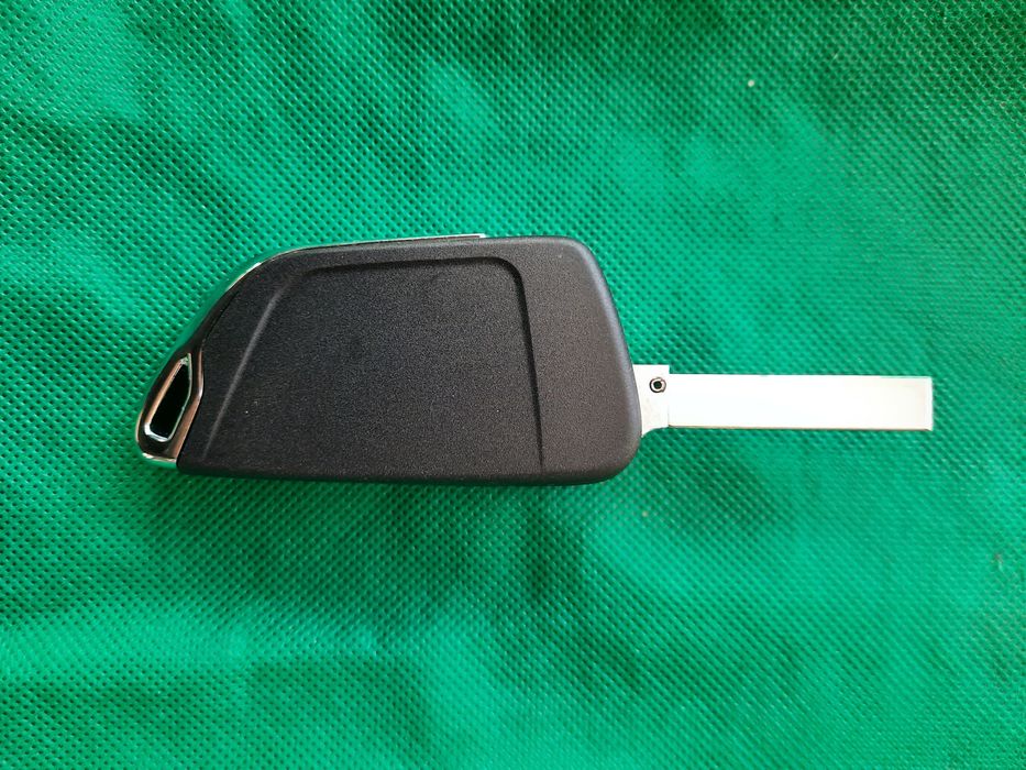 9.99€ нова Кутийка ключ за Peugeot