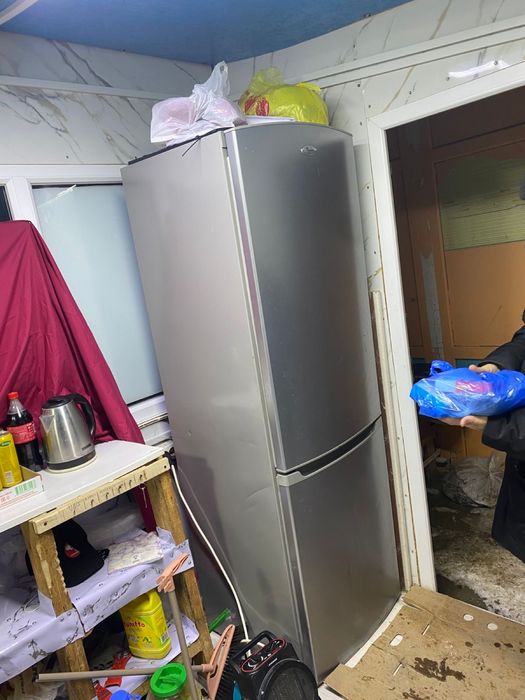 Холодильник сатылады