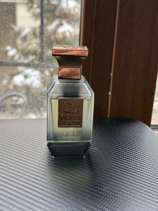 Продам парфюмы б/у