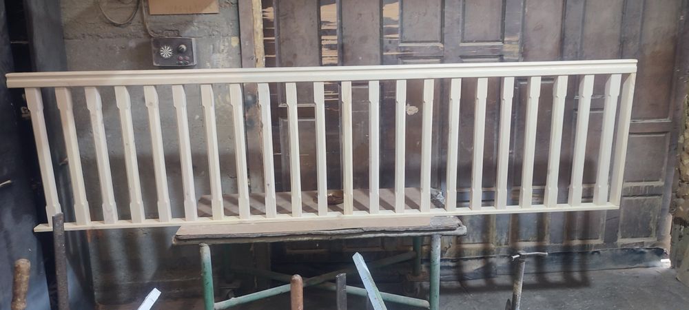 Дървен парапет по размер