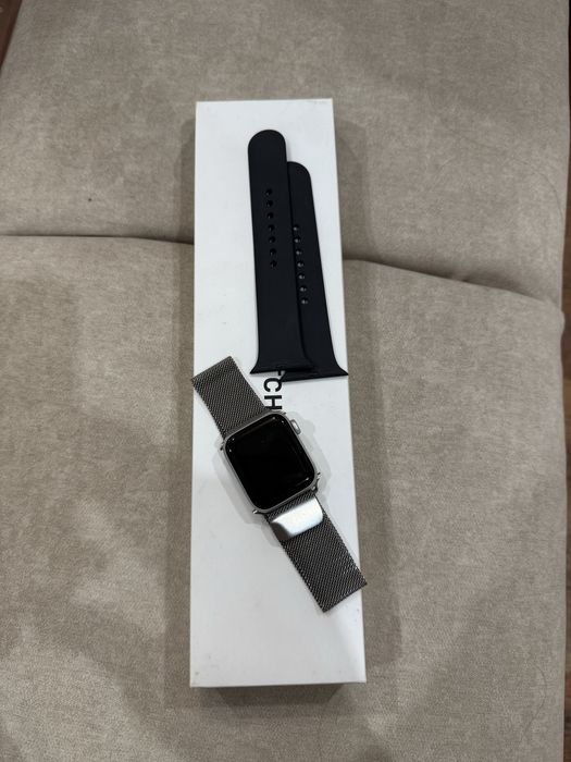 Продаются часы appel watch