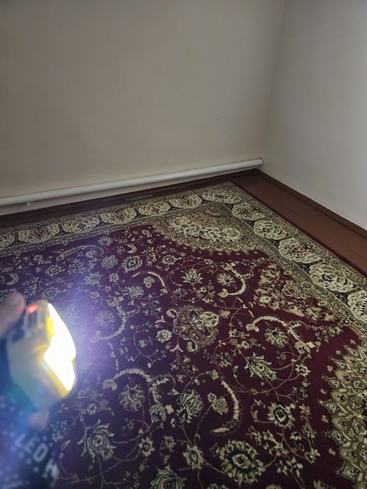 Фонарик сатылады.