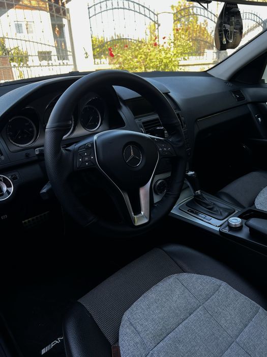 MERCEDES-BENZ C-Class 2010 — imagine 5