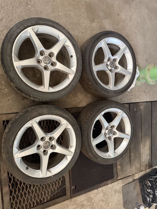 Продавам Джанти с Гуми за Опел Инсигмиа