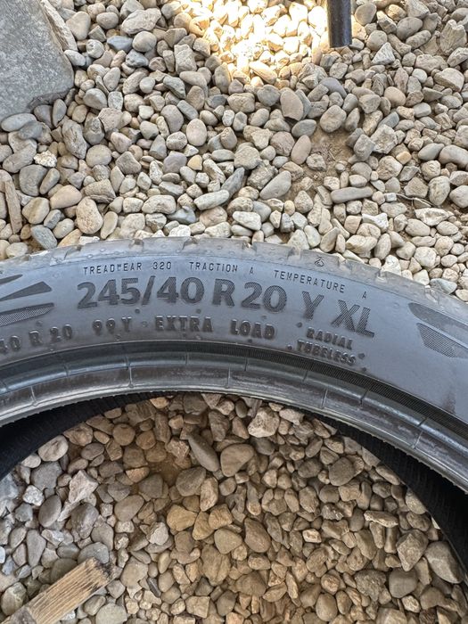 245/40 20 anvelope de vara Continetal