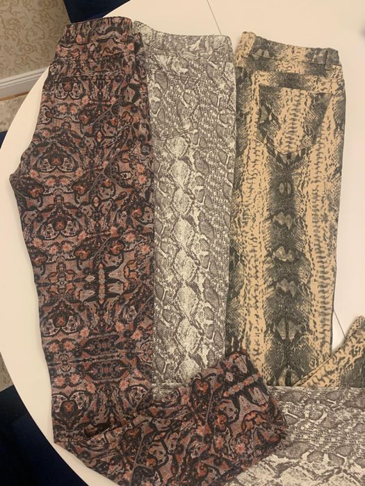 Pantaloni animal print H&M