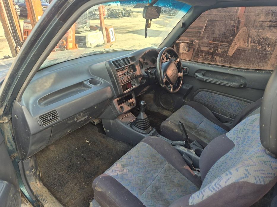 Тойота рав 4 на части