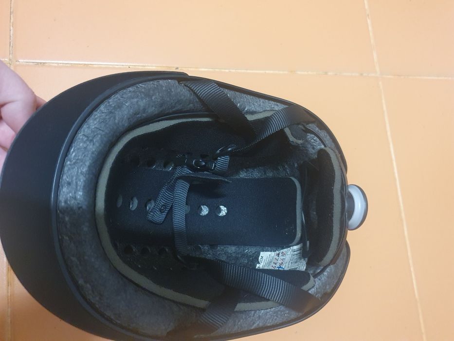 Toca (casca) de echitatie pentru copii