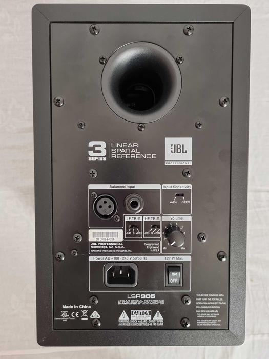 Boxe de studio JBL LSR 305 plus stative.
