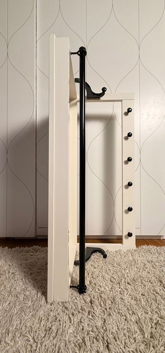Масивна закачалка за стена IKEA