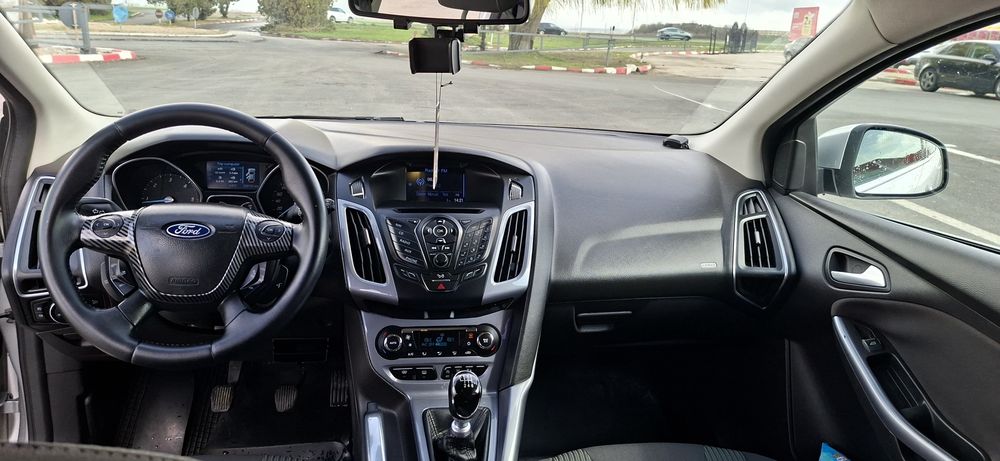 FORD Focus 2012 — imagine 3