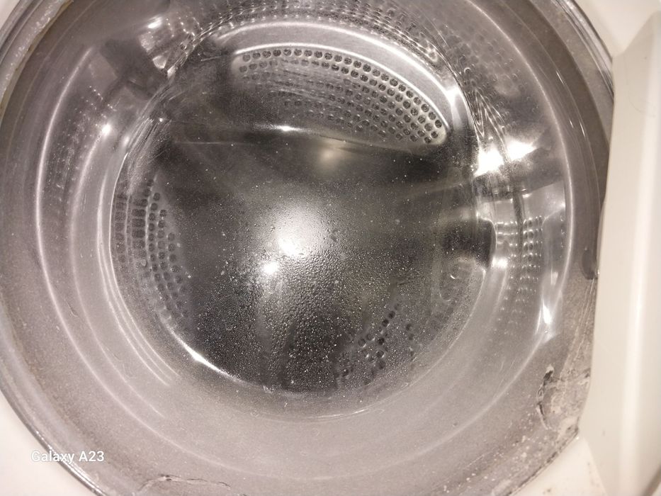 Продаю стиральную машину