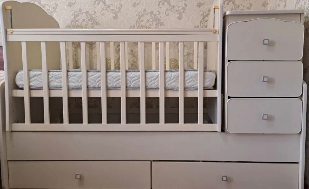 Детская кроватка - трансформер