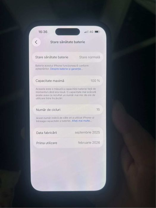 Iphone 16 negru mat   in stare foarte buna