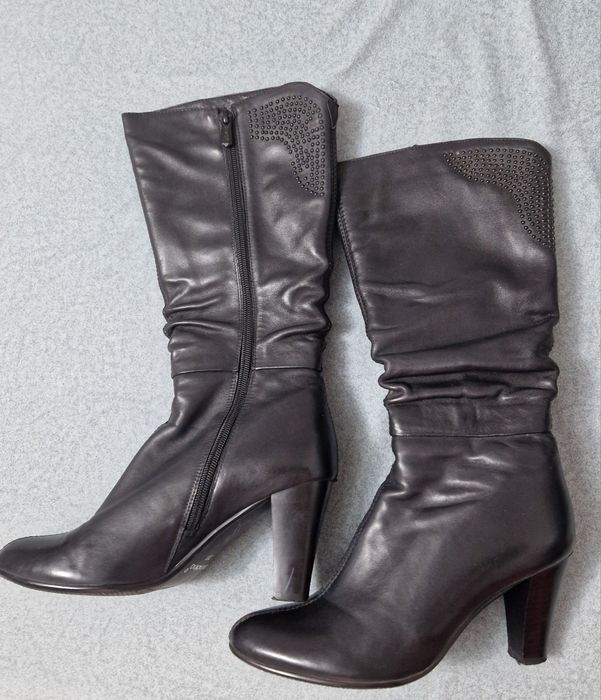 Сапоги из натуральной кожи