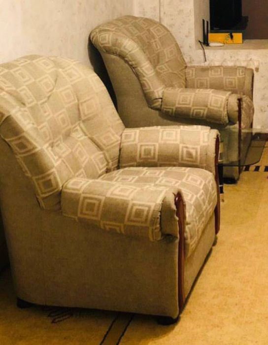 Кресло 2 шт бывшего употребления