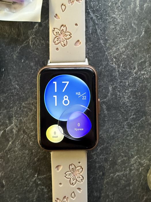 Смарт часовник Huawei fit 2