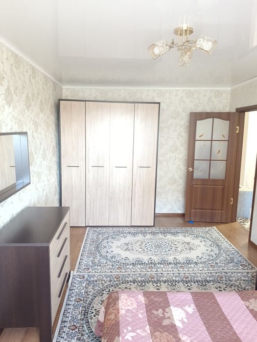 Продам 3 х комн . 6 -10,  5 этаж.