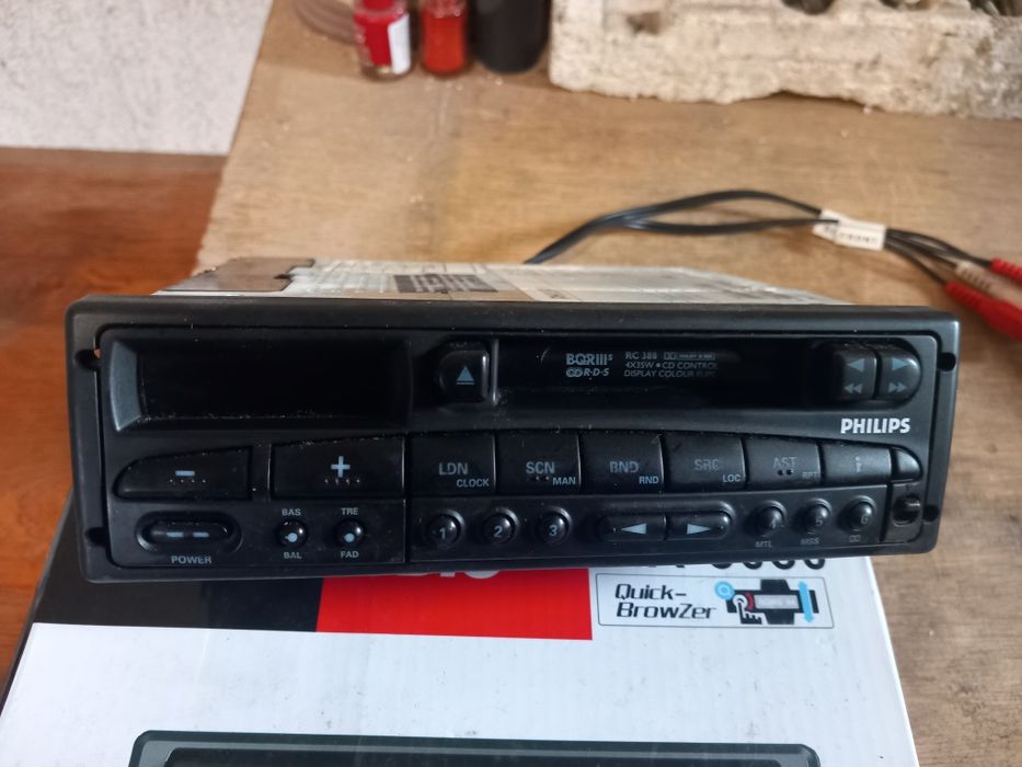 Радио касетофон Philips