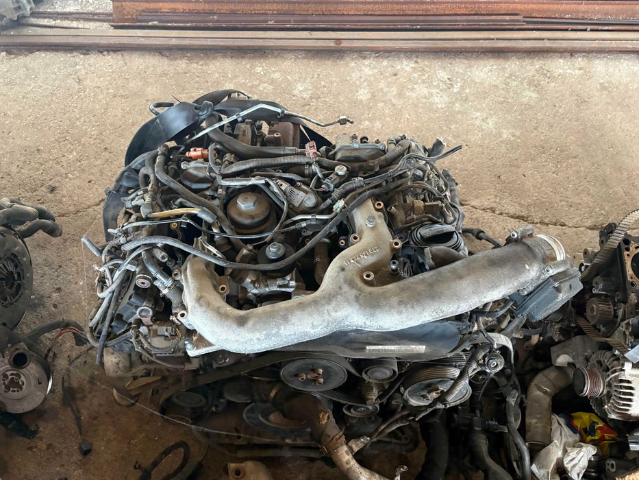 Двигател мотор ауди а5 2,7тди