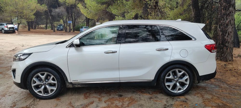 Kia Sorento Kia Sorento 2.2 CRDi AWD Aut. Platinum Edition 7 locuri