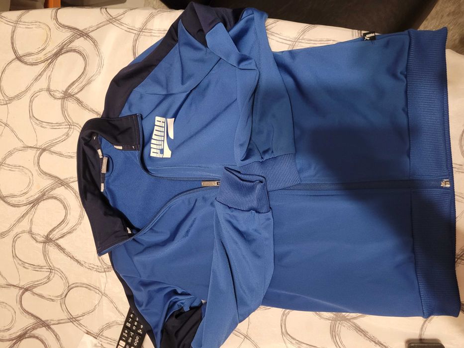 Bluza sport Puma, marimea 152 (11-12 ani )