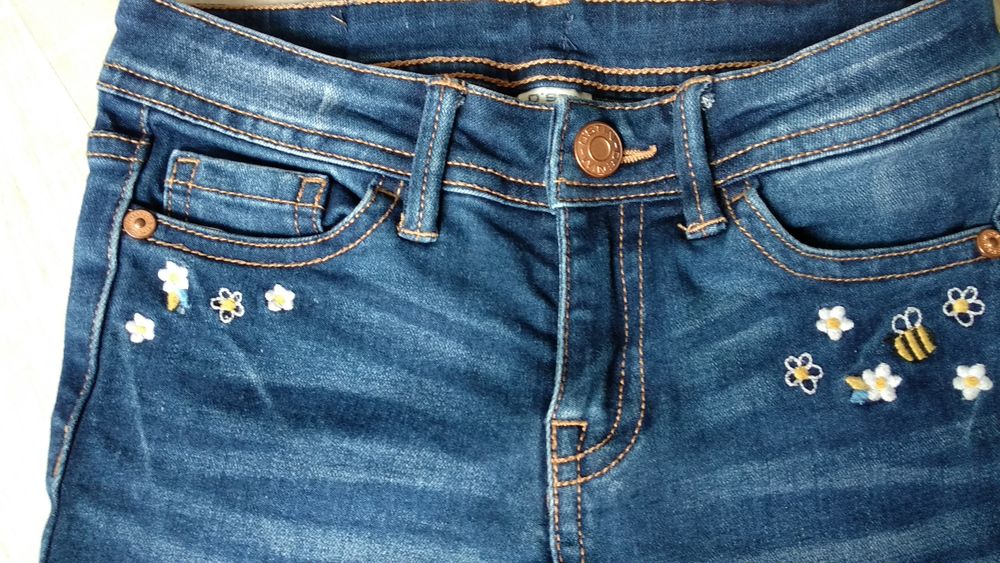 Джинсы на девочку