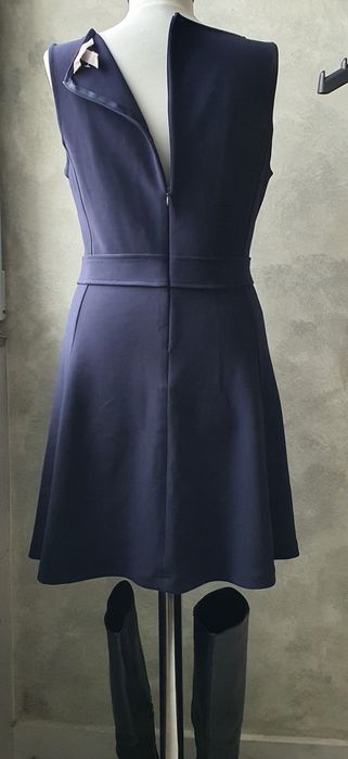 Тъмно синя дамска офис рокля