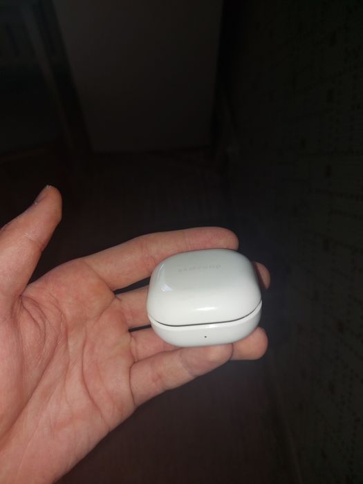 Samsung Buds наушники