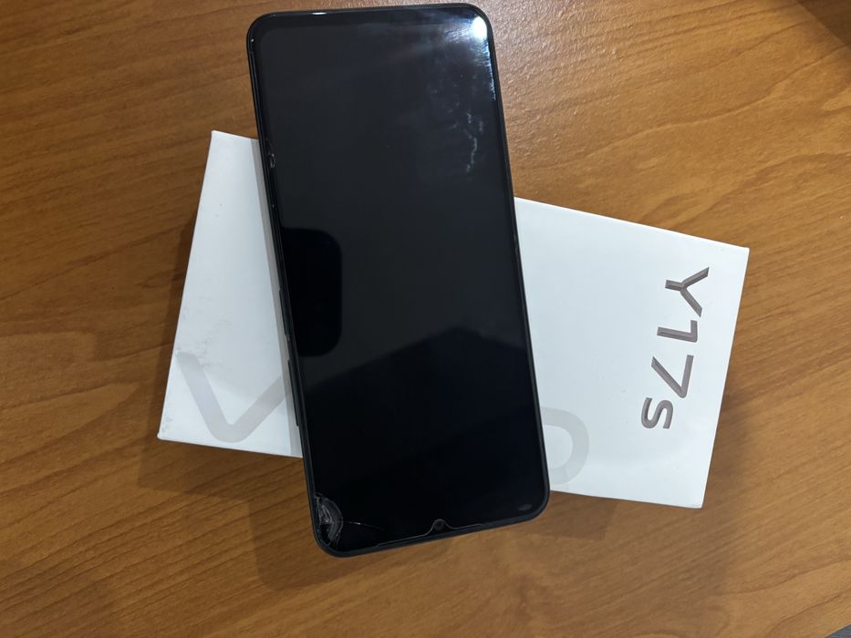 Продам 2 телефона