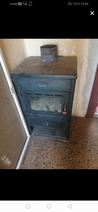 Semineu încălzire pe lemne
