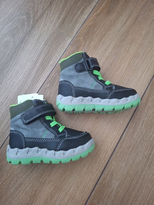 Ghete de iarna imblanite 
Marca