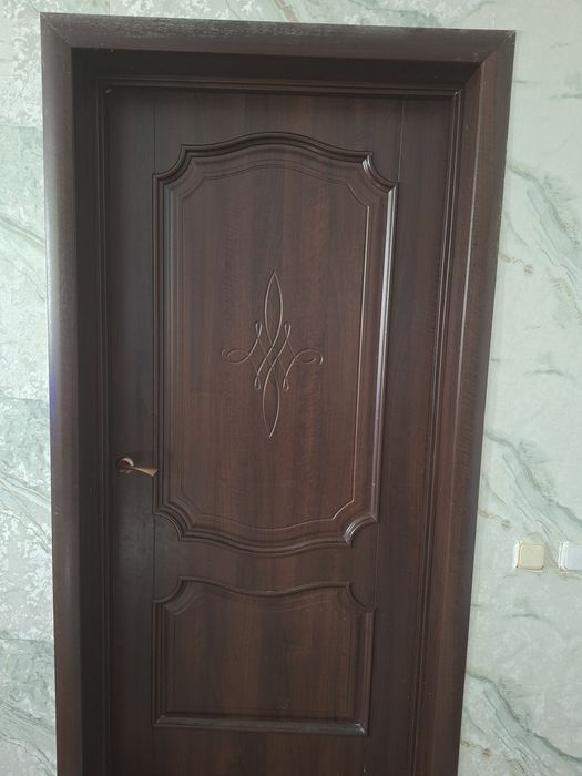 Продается двери межкомнатные