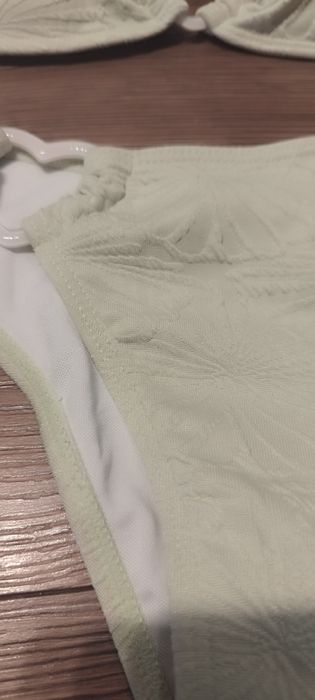 Комплект бански, размер S и XS, зелен/мента, нов