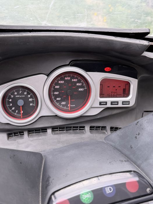 Aprilia SR Max 300 permis A2