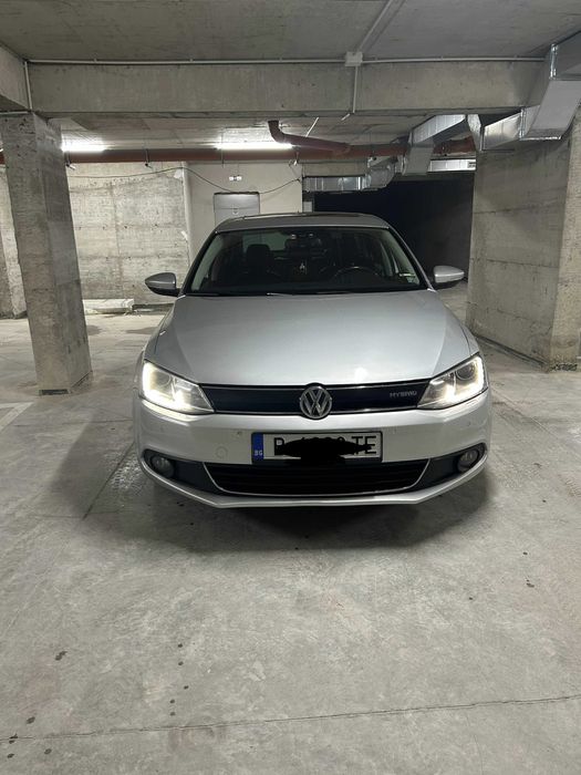 Автомобил VW JETTA 1.4