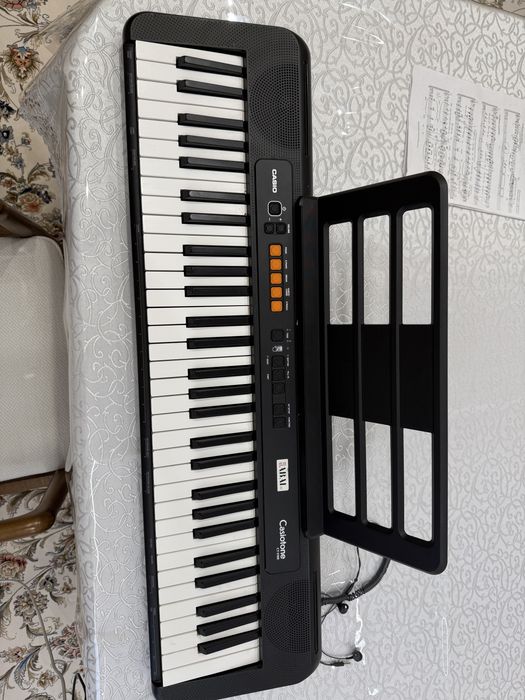 Yamaha Casiotone ct-s100