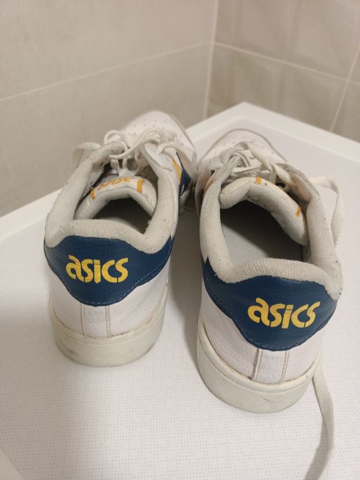 Adidași Asics 42