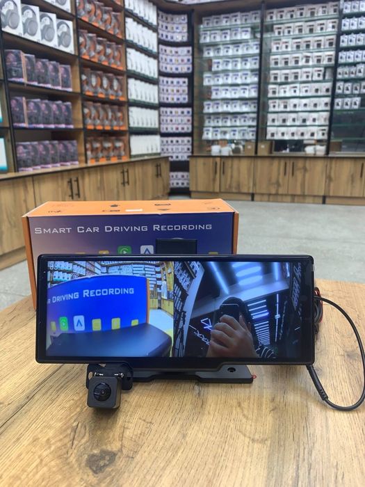 Manitor va vidyo registiratir