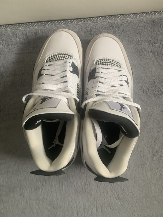 Adidași jordan 4