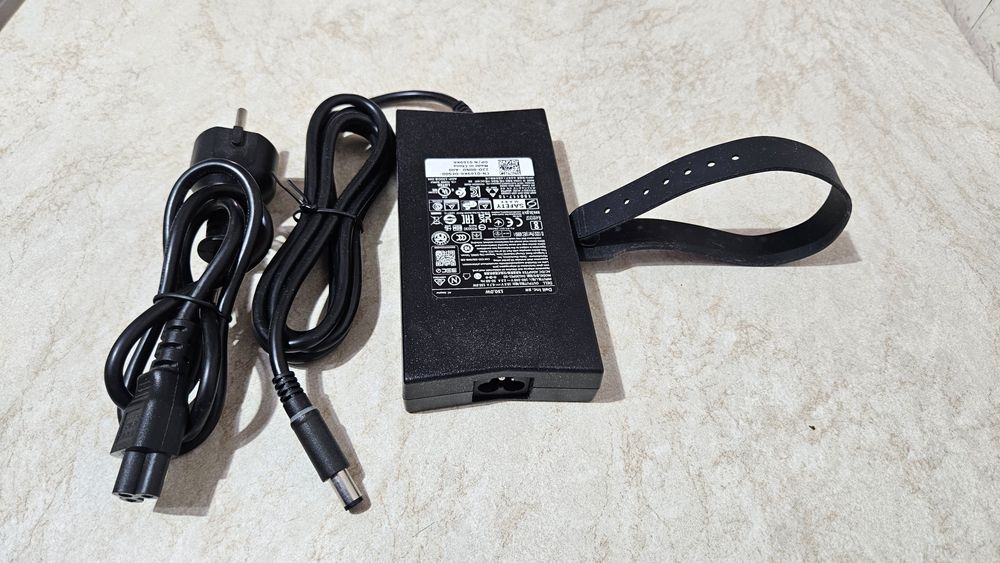 Блок питания для ноутбука DELL