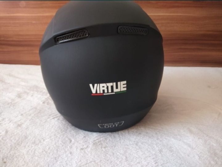 Мото шлем продам