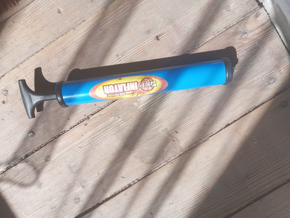 Продам насос велосипедный