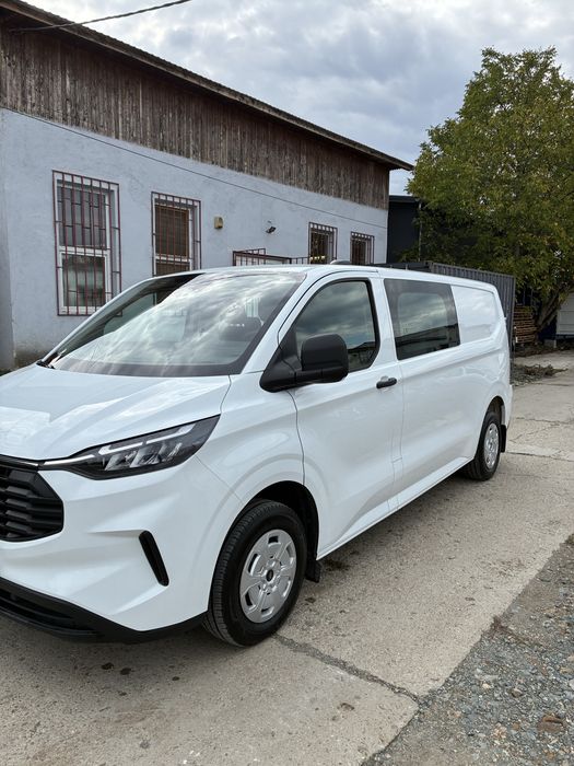 FORD Transit Custom 2025 — imagine 4
