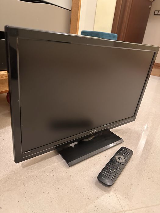 Телевизор Philips Full HD 22 инча