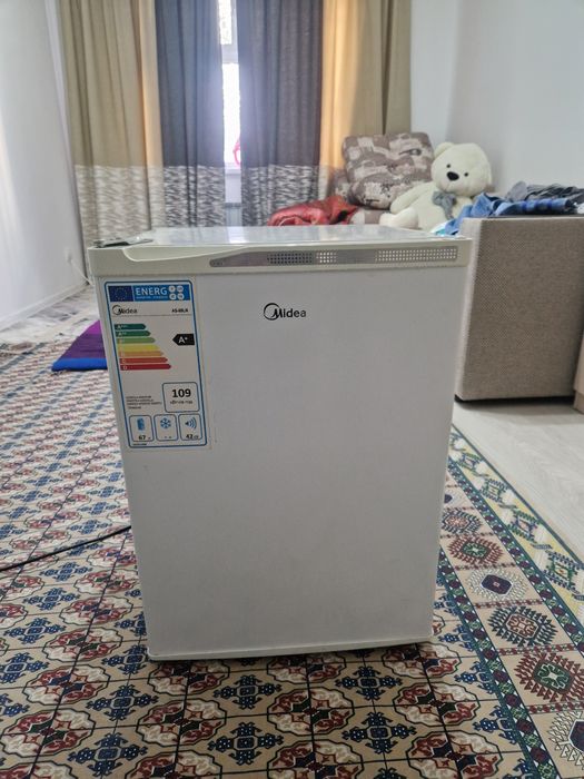 Офисный Холадилник 67 л.