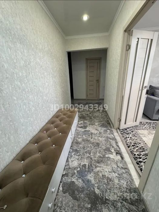 Продам 4х комн квартиру в центре